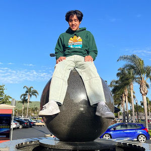 Meet your Posher, Khoi